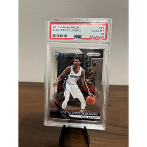 2018 PANINI PRIZM KOSTAS ANTETOKOUNMPO 22